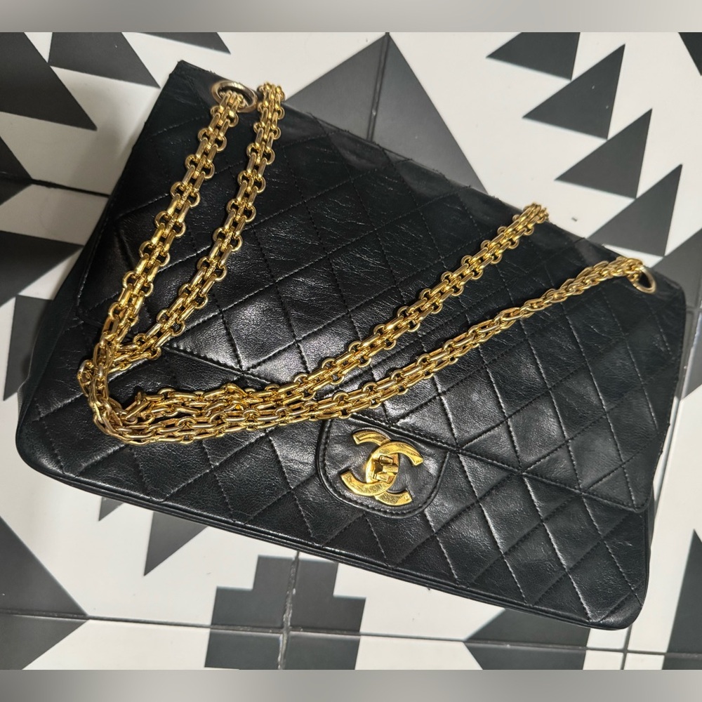 CHANEL Black Quilted Lambskin Shoulder Bag with 24k Gold Hardware - Picture 10 of 12